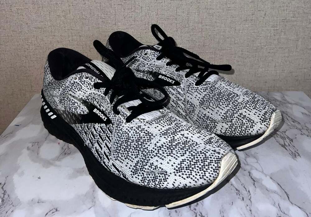 Brooks Adrenaline GTS 21 Running Shoes Men's Size 10